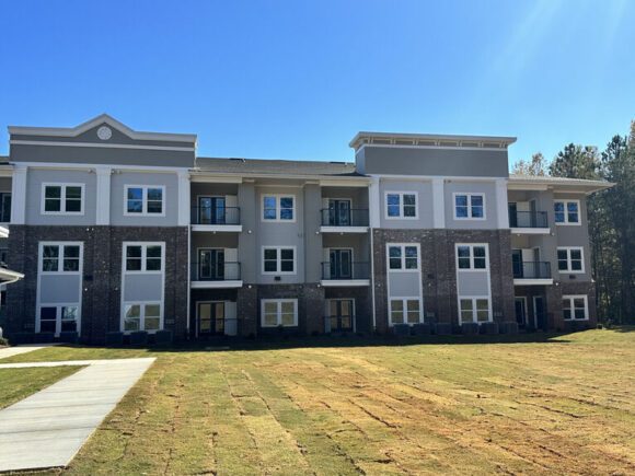 Cross Creek Apartments
